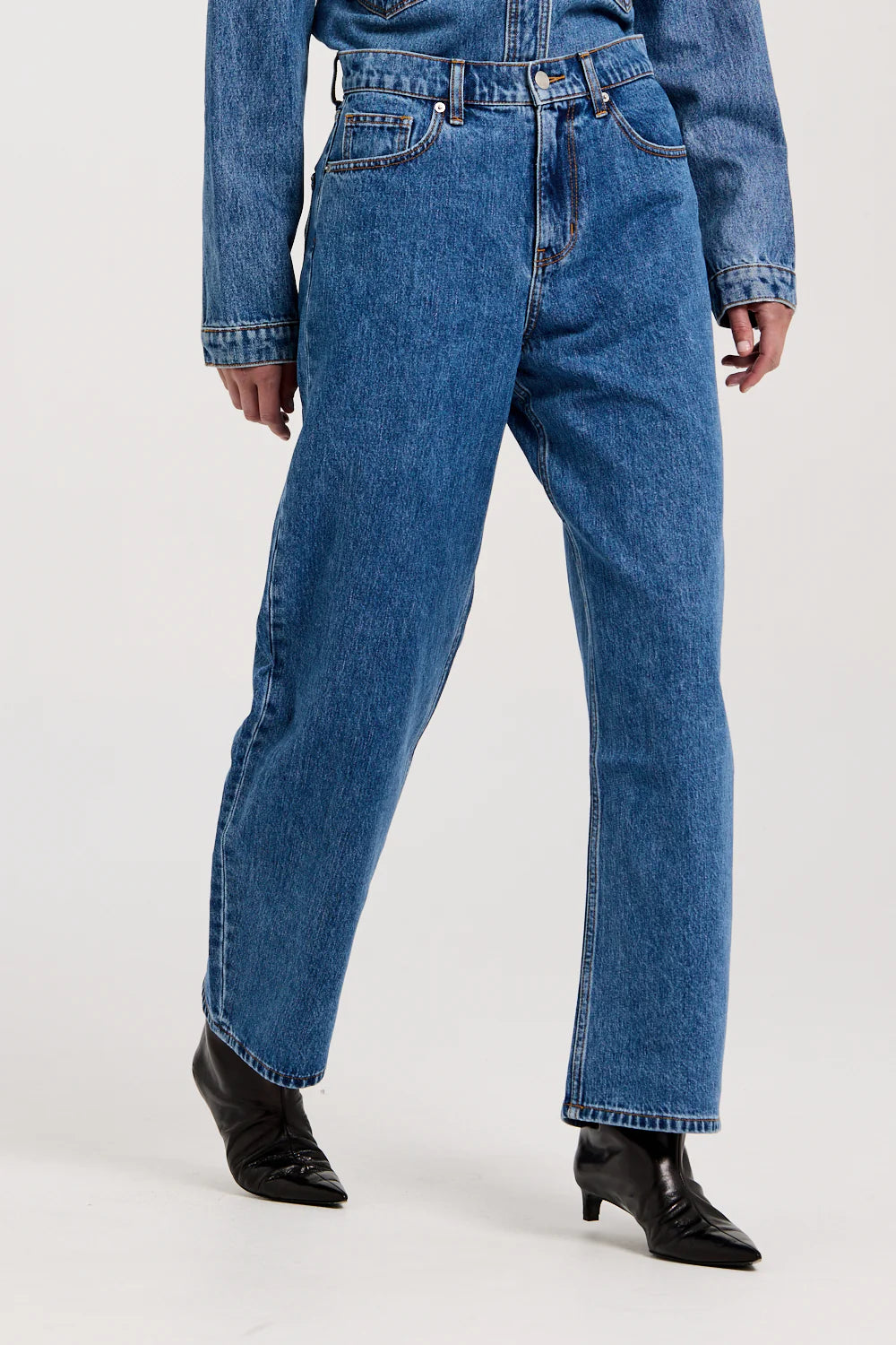 GORAYA CLOTHING ARTICLE #4237 Filomena Jean | High Waist Barrel Leg