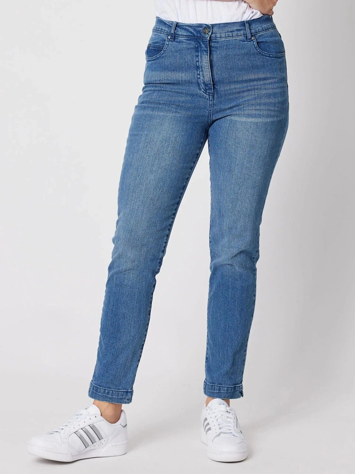 GORAYA CLOTHING ARTICLE #4240 Miracle High Rise Jean - Washed Denim
